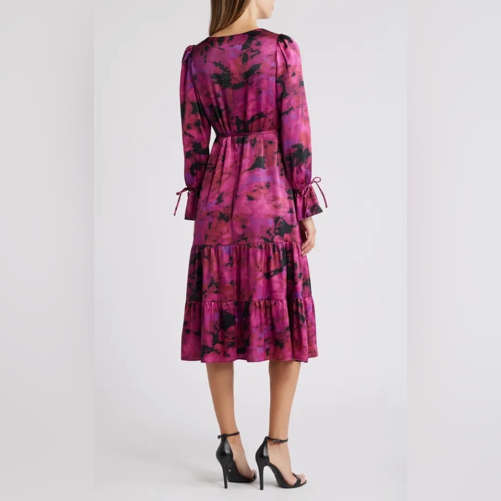 EUC Abstract print tiered long sleeve midi dress Size 4 - Picture 2 of 6